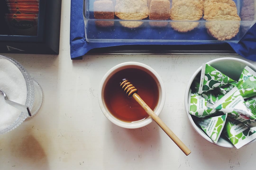 découvrez le monde fascinant du sucre ! apprenez tout sur ses types, ses utilisations en cuisine, ses effets sur la santé et des alternatives naturelles. plongez dans le doux univers du sucre et ses implications dans notre quotidien.