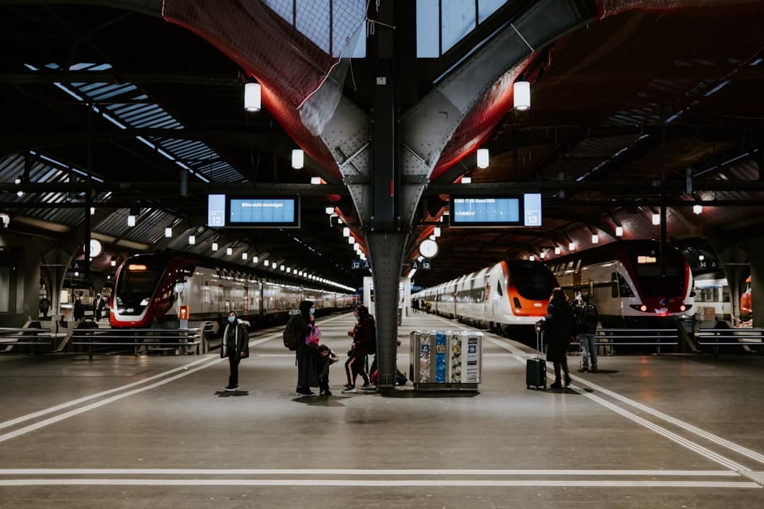 découvrez l'aventure du voyage en train, une expérience unique qui combine confort, paysages époustouflants et une approche écoresponsable. embarquez pour une exploration inoubliable à travers des destinations pittoresques tout en profitant d'un service de qualité.